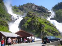 der Latefossen-Wasserfall